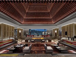 Hilton Shigatse