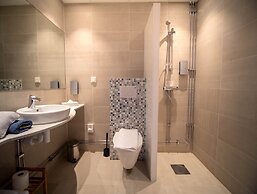 Deus Hotel