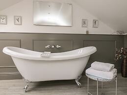 Rock Pool House