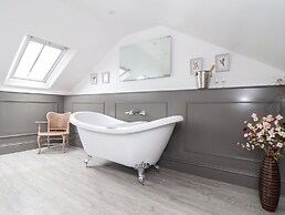 Rock Pool House