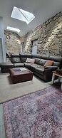 Cobbles Cottage - 2 Bedroom Stone Built Cottage