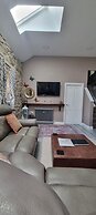 Cobbles Cottage - 2 Bedroom Stone Built Cottage