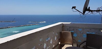 luxury apartment CBD beach view Hilton
