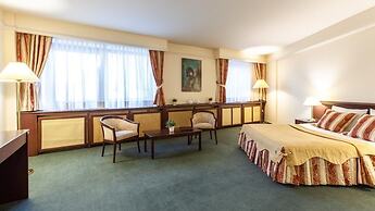President Hotel