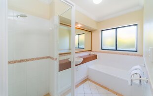 Oceania Cottage 29