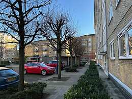 Large Shoreditch, Hoxton 3-bed Garden Flat