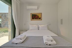 Ouzo Stone House 1, with private pool