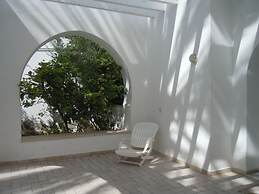House With Garden Wala