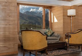 Country Inn & Suites by Radisson, Sonamarg