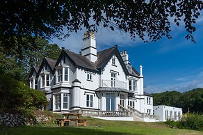 Penally Manor - Luxurious Manor House