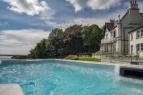 Penally Manor - Luxurious Manor House