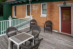 Elk River Hotel