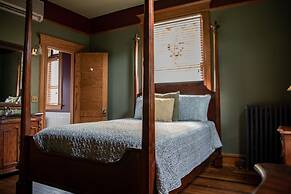 Elk River Hotel