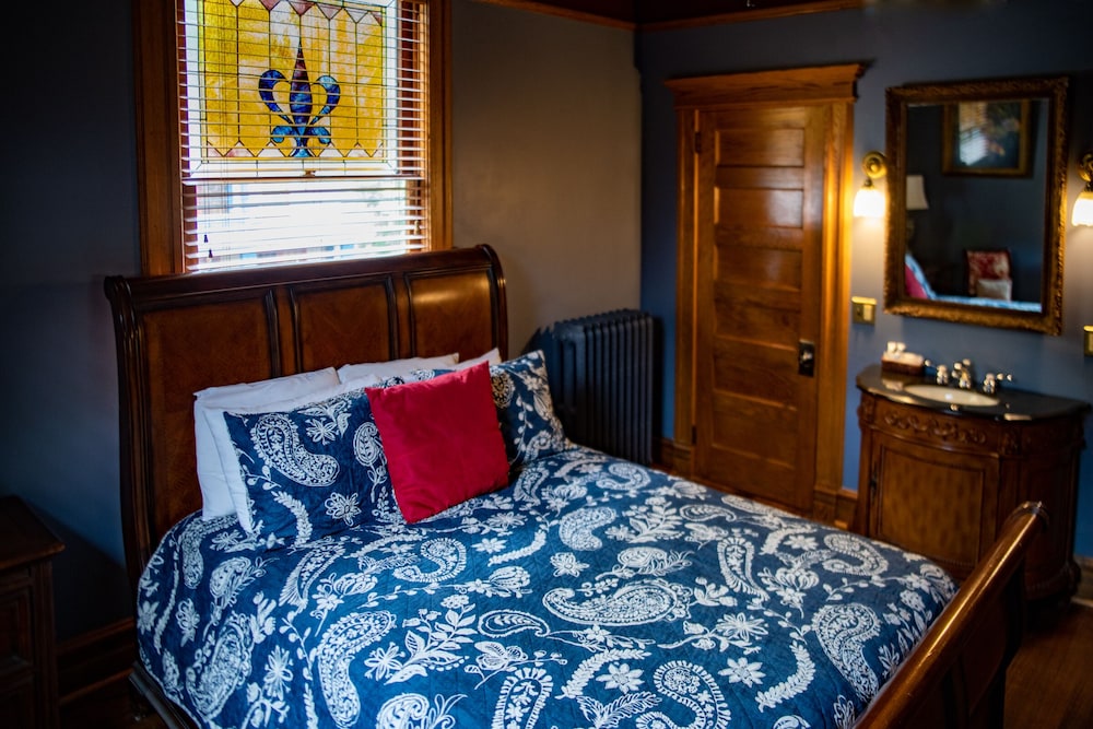 Elk River Hotel