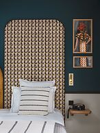 Dandy Hotel