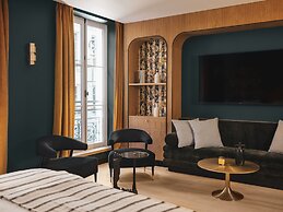 Dandy Hotel