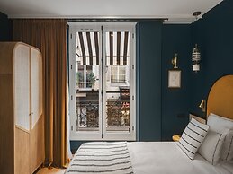 Dandy Hotel