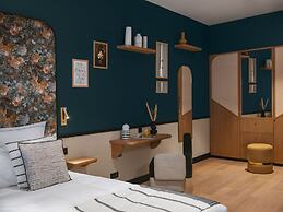 Dandy Hotel