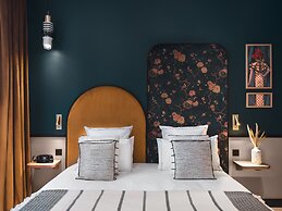 Dandy Hotel