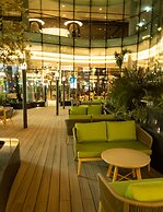 Al Khoory Sky Garden Hotel