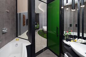 Al Khoory Sky Garden Hotel