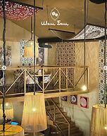 Artist Regency Hotel