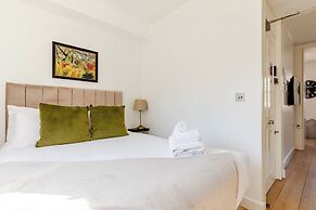 Soho by Excel Apartments