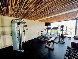 Hive Cancun by G Hotels