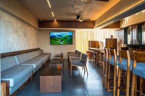 Hive Cancun by G Hotels