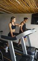 Hive Cancun by G Hotels