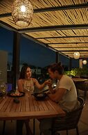 Hive Cancun by G Hotels