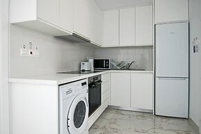 Phaedrus Living: Seaside Luxury Flat Athina 21