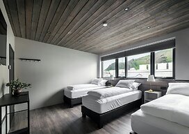 Pier Apartments