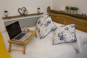 Cades Accommodation