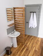 Cades Accommodation