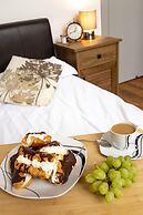 Cades Accommodation