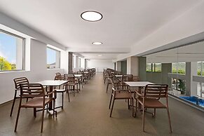 Ramada by Wyndham Targu JIU