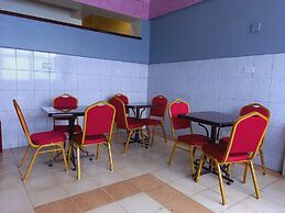 Fahari Triple Hotel