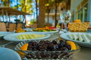 Prenses Sealine Beach Hotel