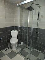 White Crown Apartman ve Yaşam Merkezi