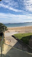 No2 Sandy Bay , Luxury Beachfront Apartment