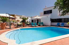 Large 5BR Villa in Albufeira Relax & Enjoy