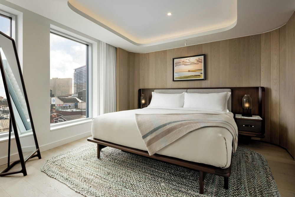 Muir, a Luxury Collection Hotel, Halifax