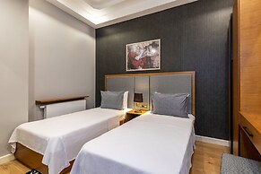 Sala Suites