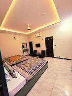 Galaxy Inn Guest House