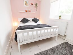 Dyson House
