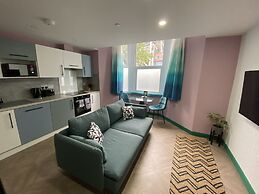 Aaron Wise - 51 Fitzhamon