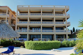 Hol Chan Reef Resort & Villas