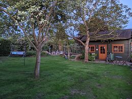 Rustic Log Cabin - Dog Friendly - Sleeps 2 - Views