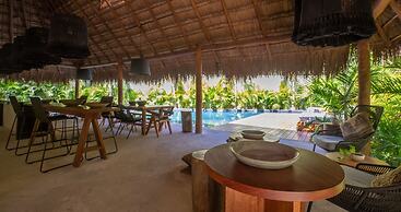 Apartment with Private Hot Tub in Tulum